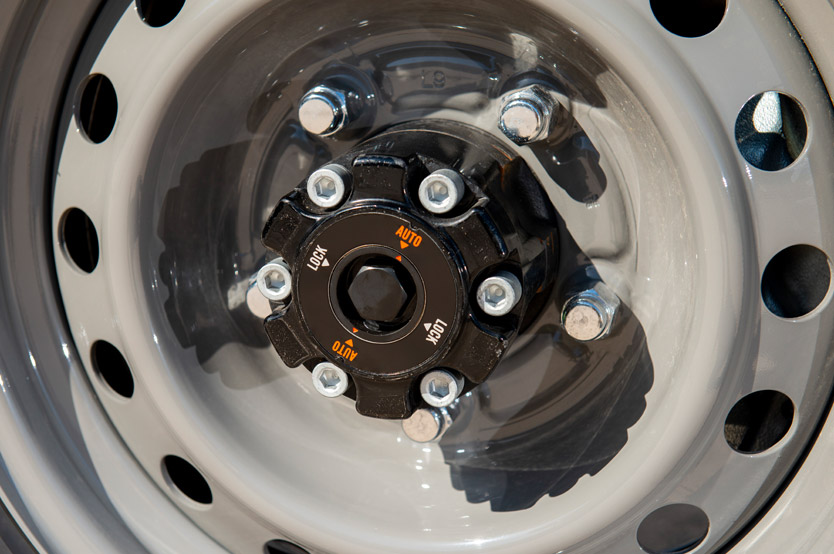 Toyota Land Cruiser 70 nuevo motor diesel turbo 44 Motor16