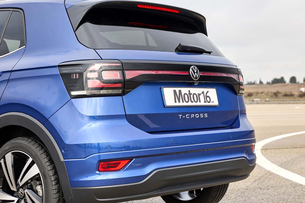 Comparativa Seat Arona 1.0 TSI, Peugeot 2008 1.2 PureTech y VW T-Cross 1.0 TSI 68 Motor16 Volkswagen T Cross 3 Motor16