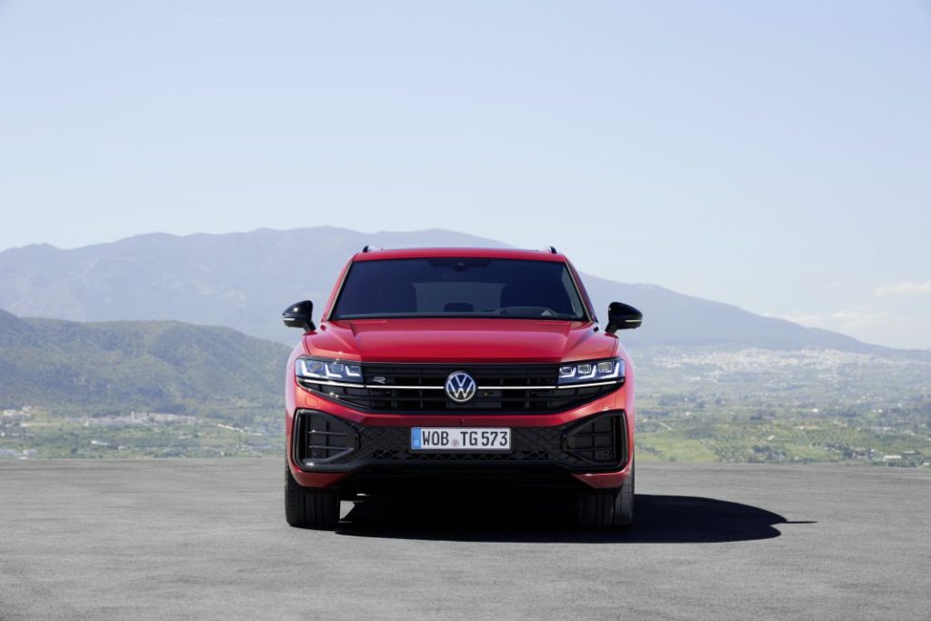 Nuevo Volkswagen Touareg 2023. Pequeños cambios para mantenerse en forma 4 Motor16 Volkswagen Touareg 2023 6 Motor16