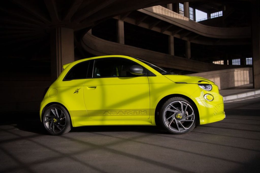 Conducimos el Abarth 500e: más divertido que el Scalextric 15 Motor16 abarth 500e 12 Motor16