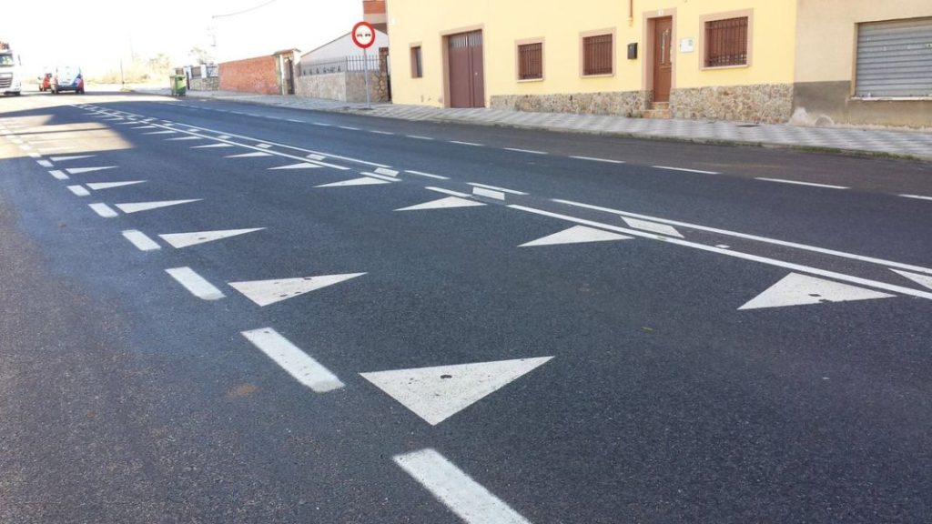 Señales de colores: el experimento que está llevando a cabo la DGT en algunas ciudades 19 Motor16 DGT