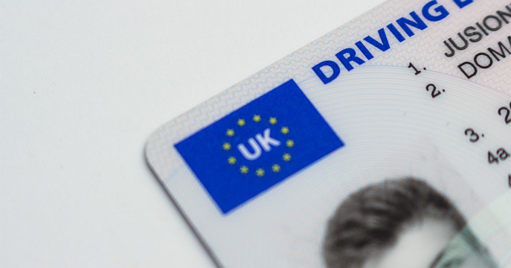 Si pierdo todos los puntos del carnet de conducir, ¿me puede despedir mi empresa? 29 Motor16 curso