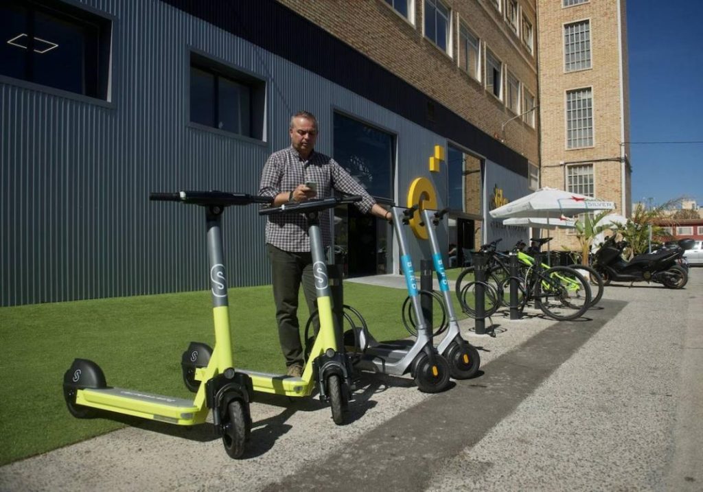 Así deben circular bicicletas y patinetes por Barcelona después de la decisión del Ayuntamiento 28 Motor16 cambios