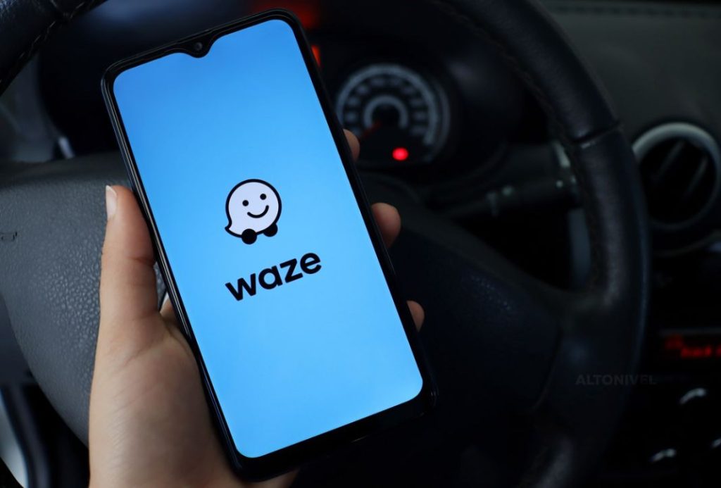 La actualización de Waze te va a permitir decirle adiós a los badenes y a los baches 27 Motor16 servicio