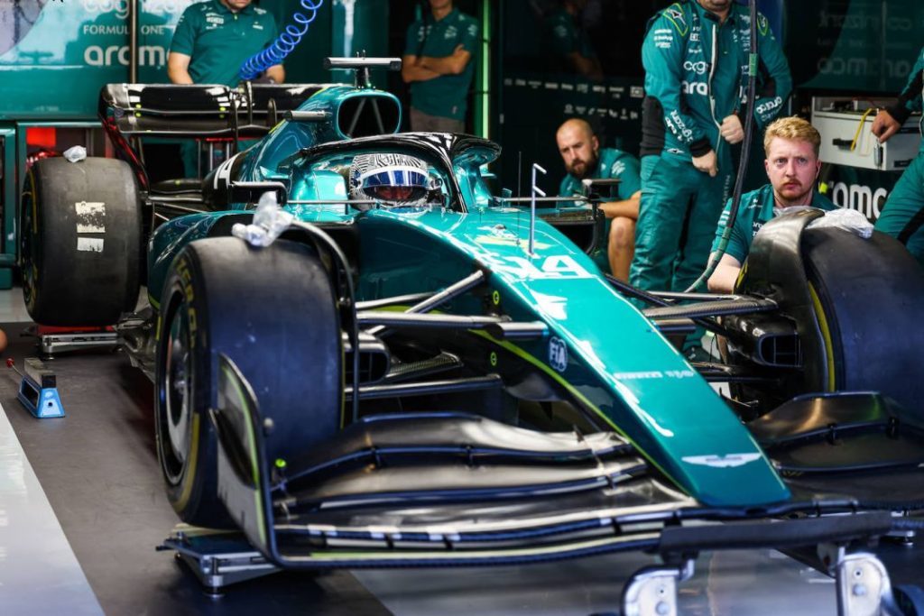 Fernando Alonso consigue con Aston Martin hitos inalcanzables en Alpine, Ferrari y McLaren 38 Motor16 equipo