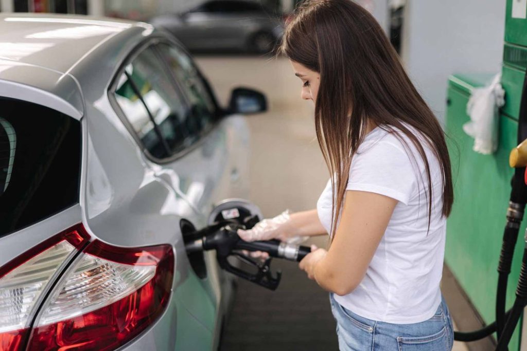 Las dos potentes empresas que se unen para ofrecer gasolina premium a precio de low cost 107 Motor16 gasolina