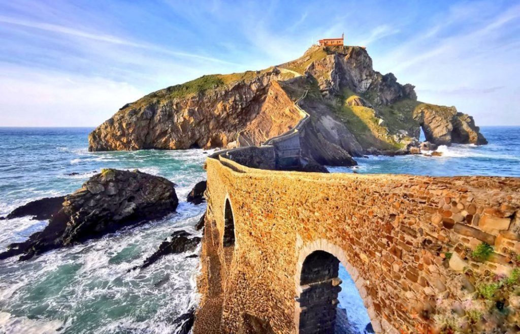 san juan de Gaztelugatxe Bermeo Bizkaia 1024x767 1 Motor16