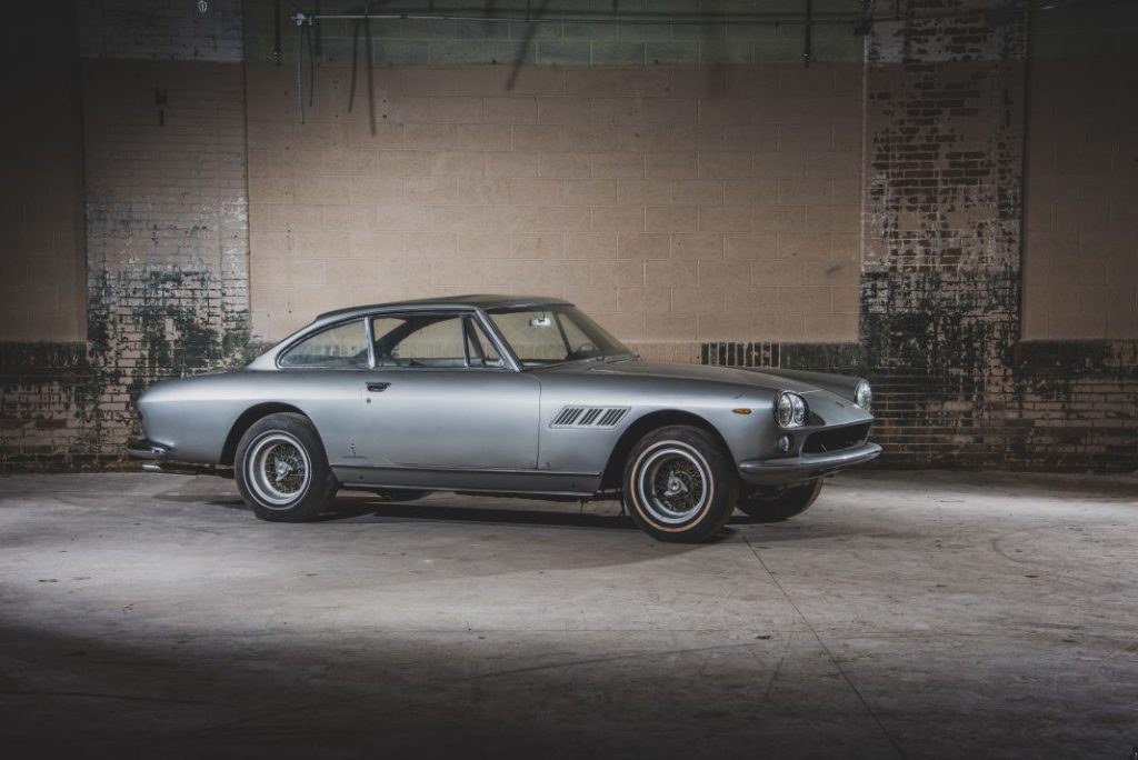 20 Ferrari clásicos encontrados gracias a un huracán, a subasta 17 Motor16 1965 Ferrari 330 GT 2 2 Series I Interim by Pininfarina1364237 Motor16