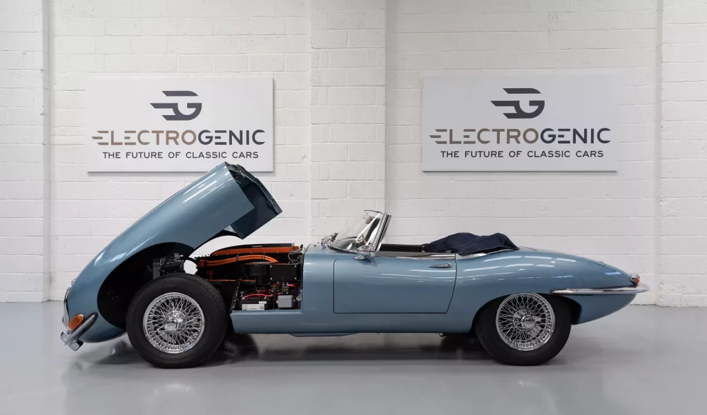 2023 Electrogenic Jaguar E-Type EV. Imagen estática.