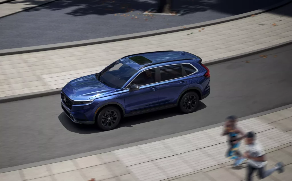 El nuevo Honda CR-V estrena acabado al otro lado del charco 3 Motor16 2023 Honda CR V 3 Motor16