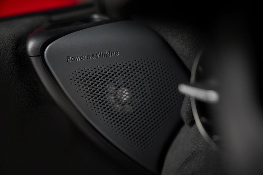 Bowers & Wilkins firma el sistema de sonido del McLaren 750S 1 Motor16 2023 McLaren 750S Bowers & Wilkins. Imagen detalle.