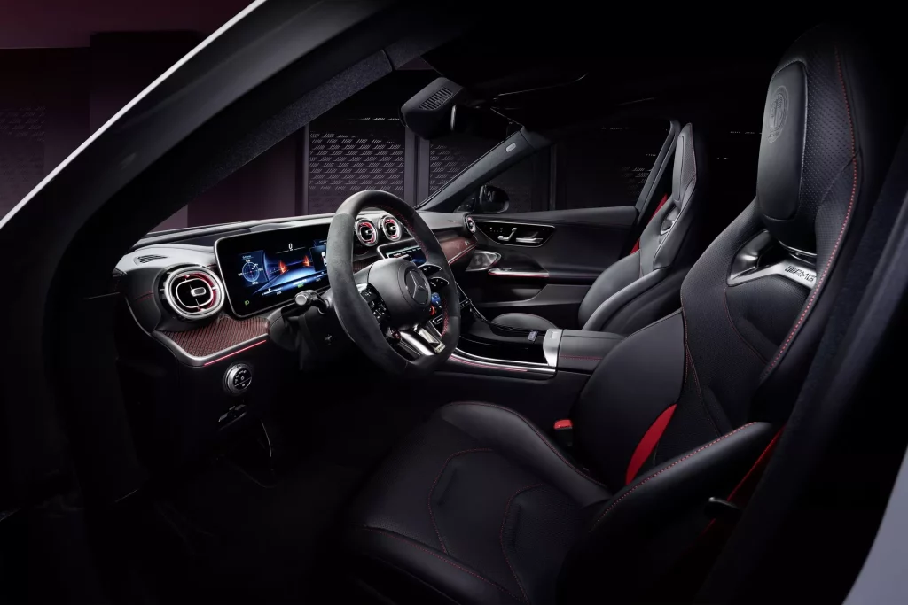 2023 Mercedes-AMG C 63 S E Performance. Imagen interior.