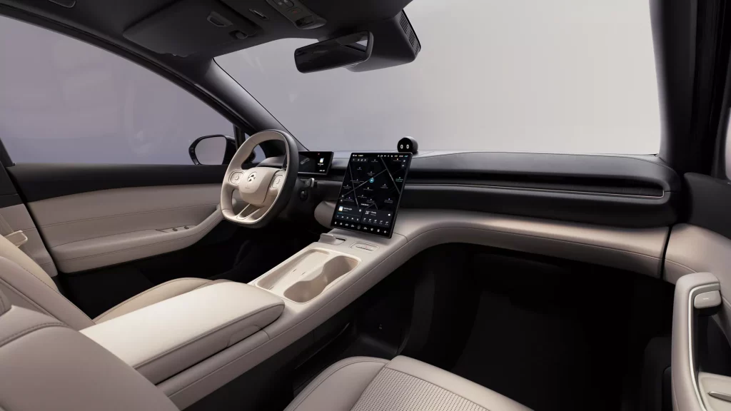 2023 NIO EL6. Imagen interior.