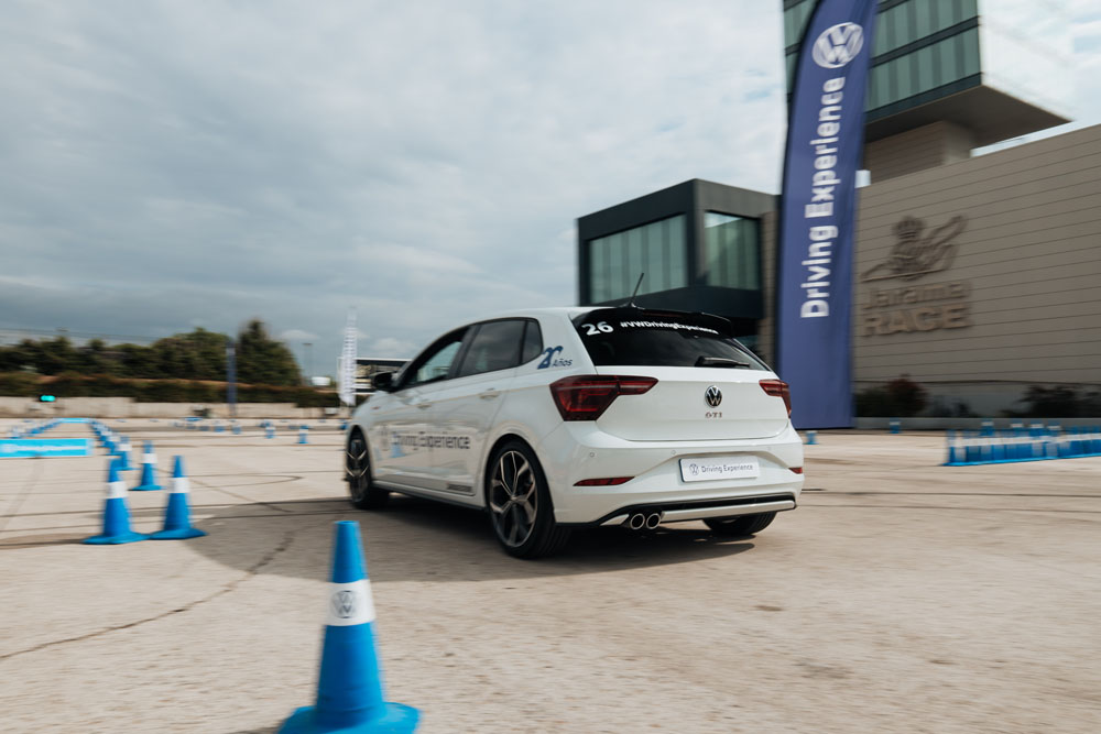 Volkswagen Driving Experience. 20 años velando por tu seguridad 15 Motor16 2023 Volkswagen Driving Experience 12 Motor16