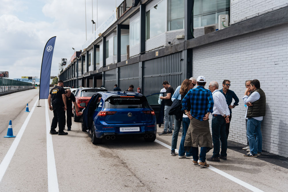 Volkswagen Driving Experience. 20 años velando por tu seguridad 22 Motor16 2023 Volkswagen Driving Experience 19 Motor16