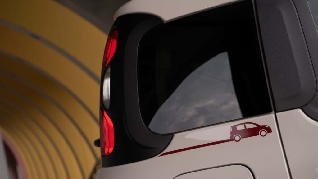 Fiat Panda 4x40º: una edición única por su 40 aniversario 23 Motor16 2023 fiat panda 4x40 20 Motor16