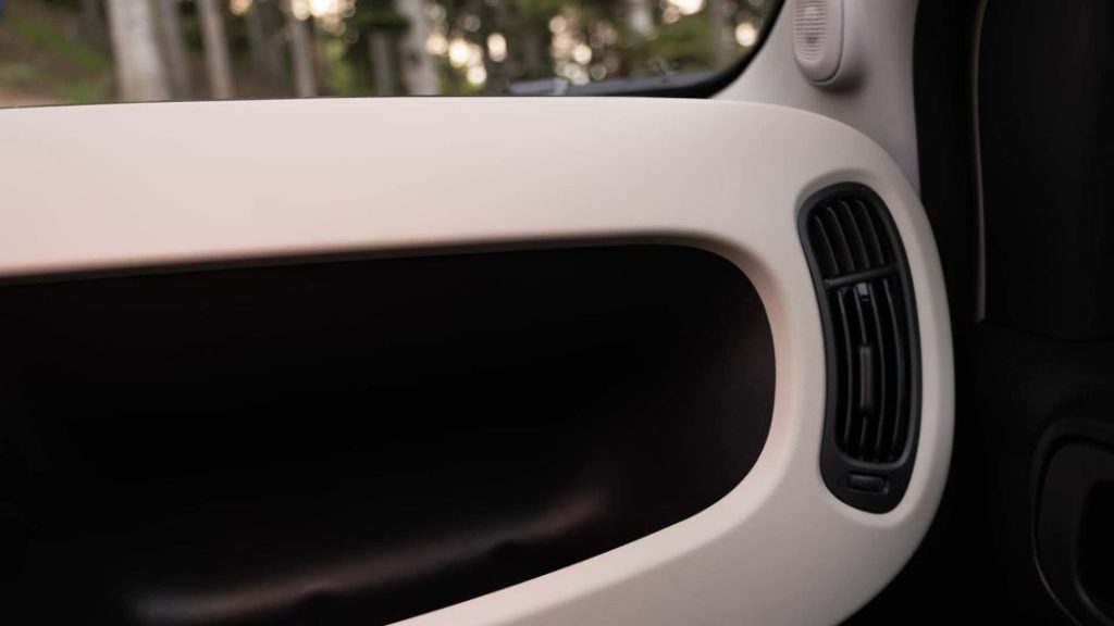 Fiat Panda 4x40º: una edición única por su 40 aniversario 34 Motor16 2023 fiat panda 4x40 31 Motor16