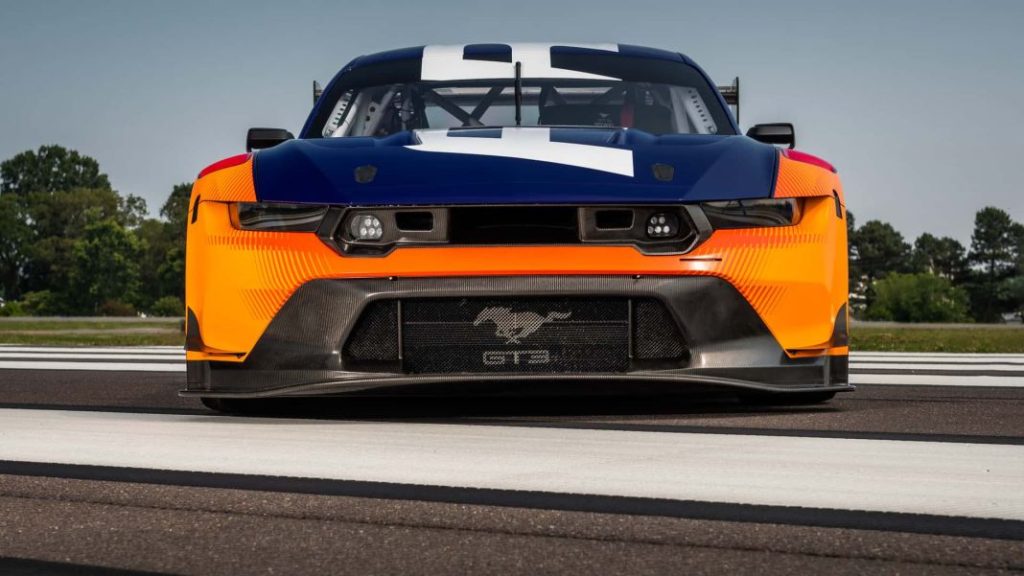 2023 ford mustang gt3 11 Motor16