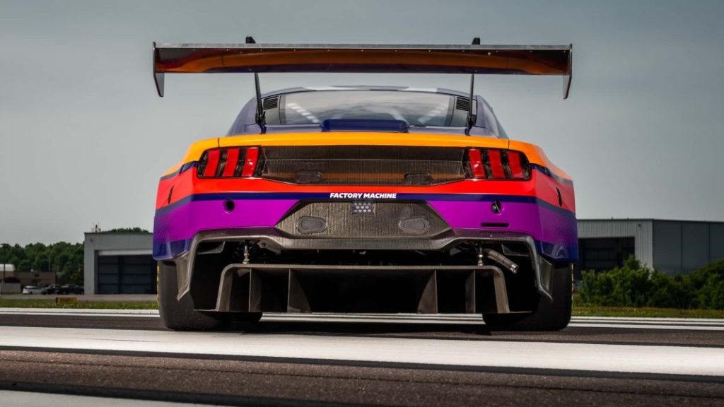 2023 ford mustang gt3 24 Motor16
