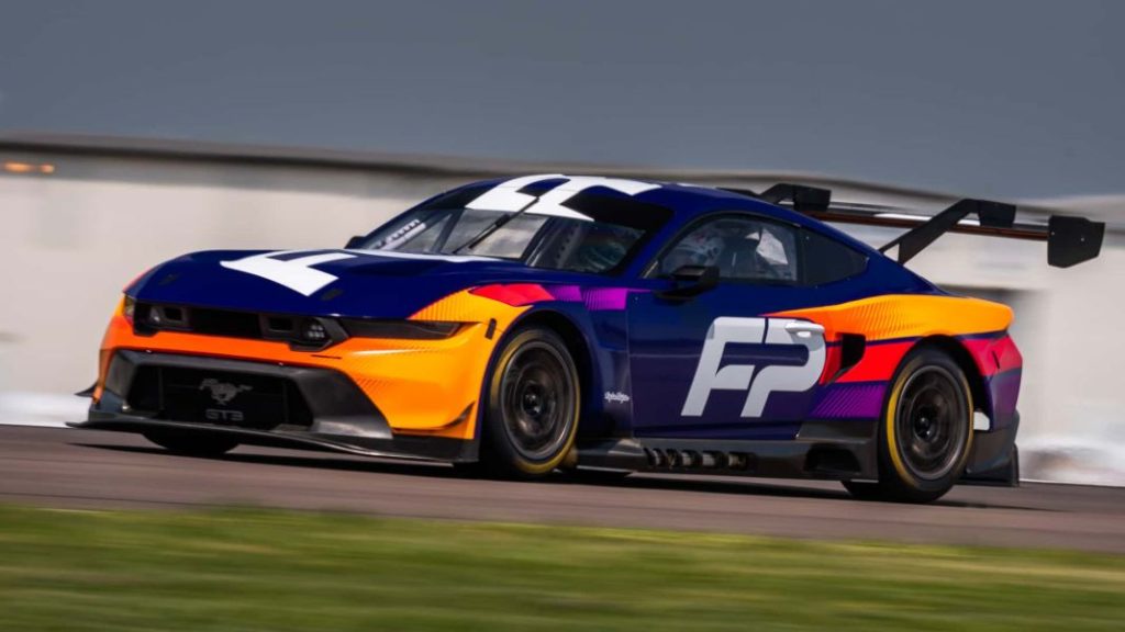 2023 ford mustang gt3 8 Motor16
