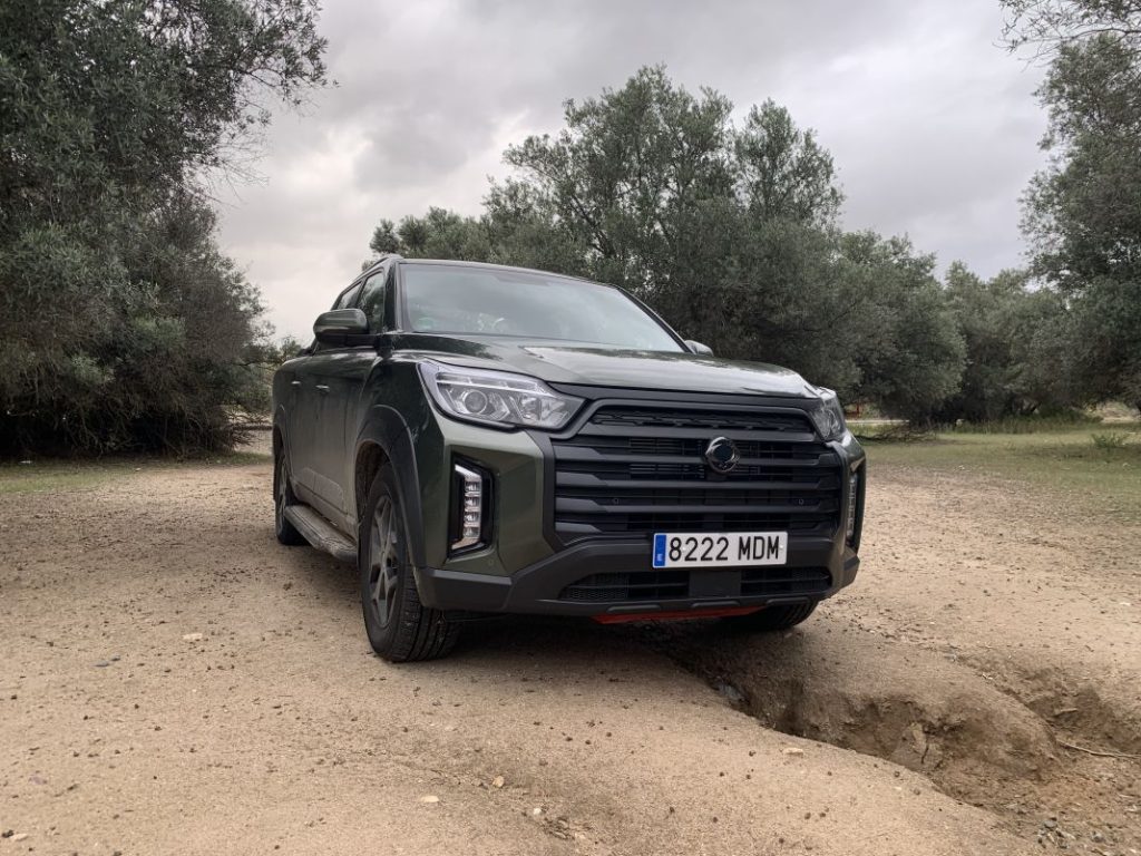 SsangYong Musso Sport Limited: un pick-up que vale para todo 10 Motor16 2023 ssangyong musso sport limited 15 Motor16