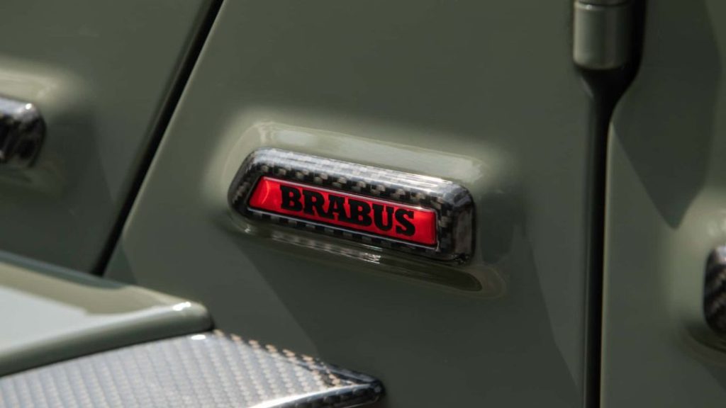 2023 trio brabus 800 4x4 stealth green 16 Motor16