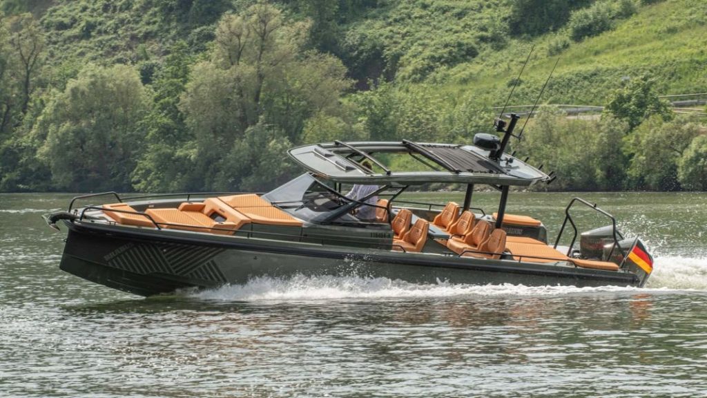 2023 trio brabus 800 4x4 stealth green 23 Motor16