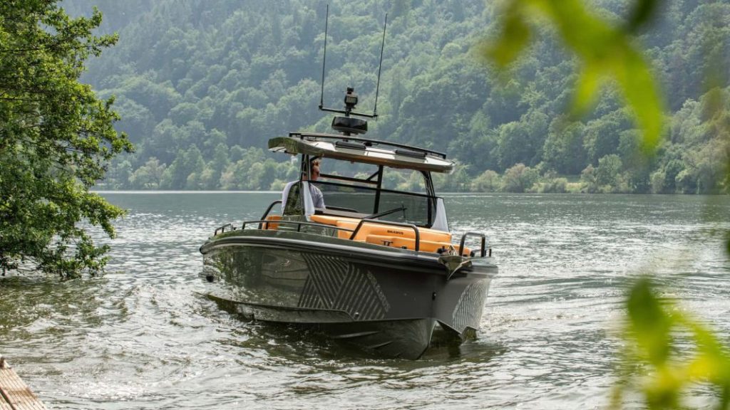 2023 Brabus Shadow 900 Stealth Green Signature Edition. Imagen.