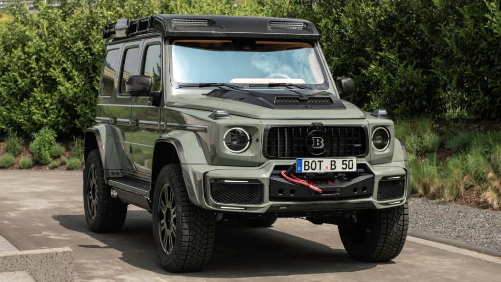 2023 trio brabus 800 4x4 stealth green 4 Motor16