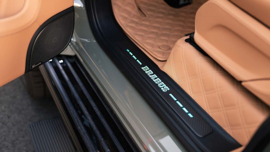 2023 trio brabus 800 4x4 stealth green 41 Motor16