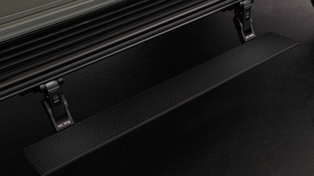 2023 trio brabus 800 4x4 stealth green 42 Motor16