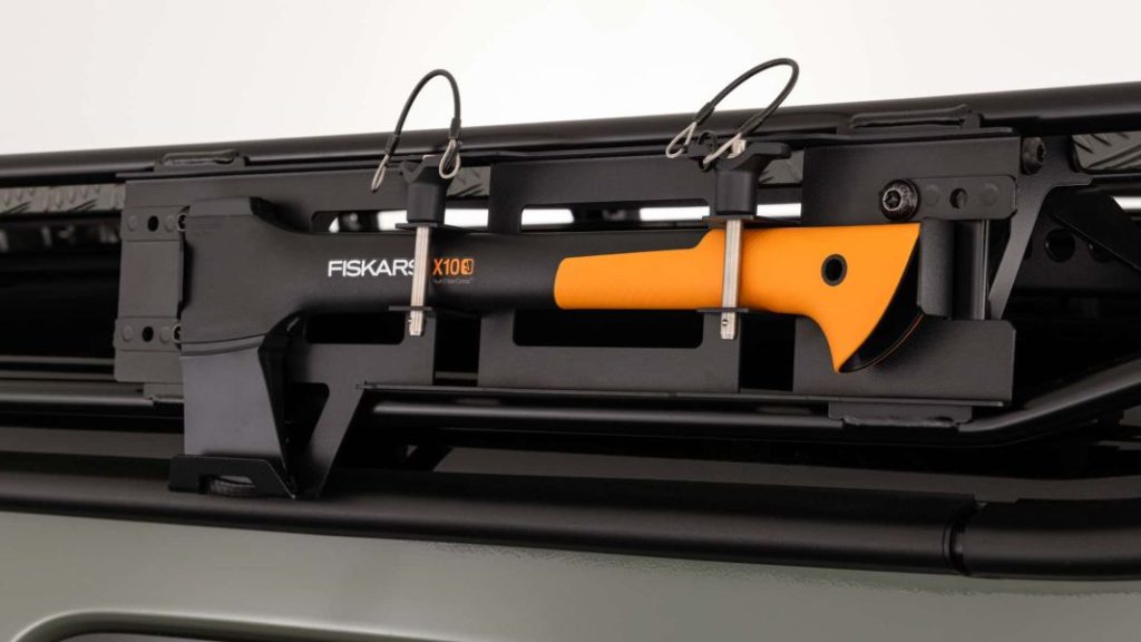 2023 trio brabus 800 4x4 stealth green 43 Motor16