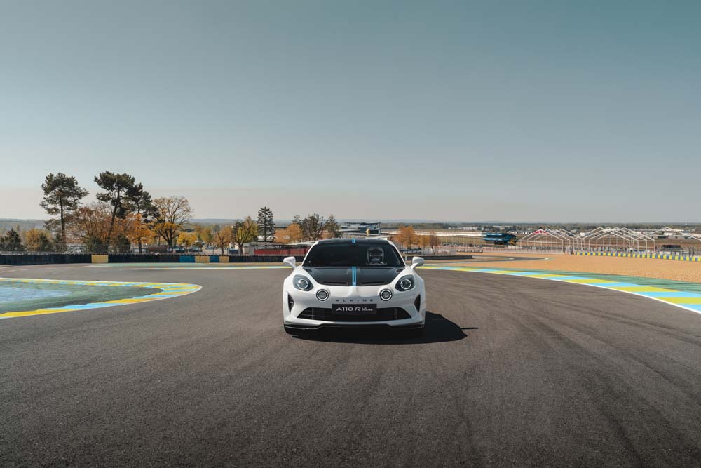 Alpine A110 R Le Mans. Solo 100 unidades y a un precio exclusivo 19 Motor16 Alpine A110 R Le Mans 16 Motor16