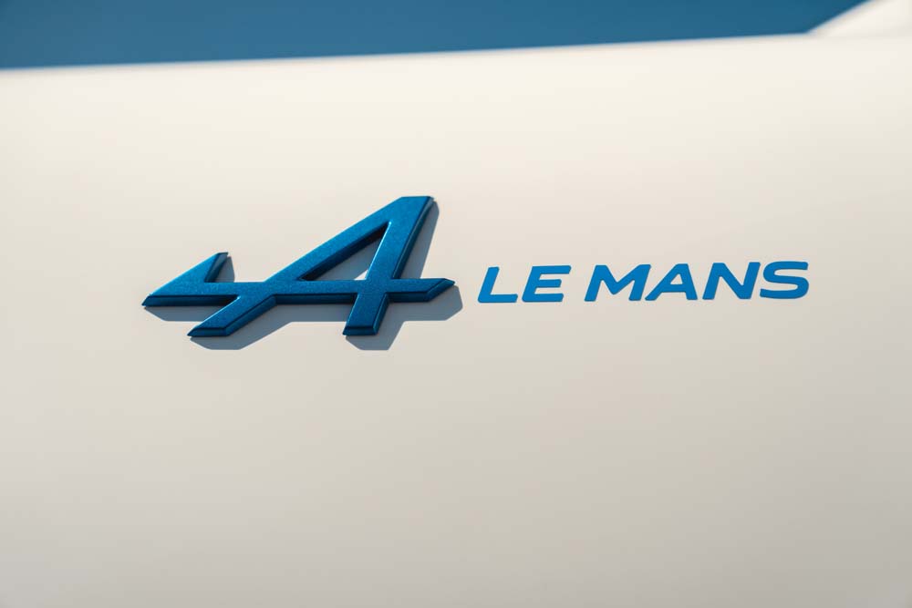 Alpine A110 R Le Mans. Solo 100 unidades y a un precio exclusivo 25 Motor16 Alpine A110 R Le Mans 22 Motor16