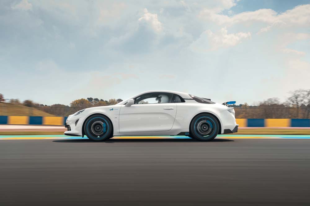 Alpine A110 R Le Mans. Solo 100 unidades y a un precio exclusivo 32 Motor16 Alpine A110 R Le Mans 29 Motor16