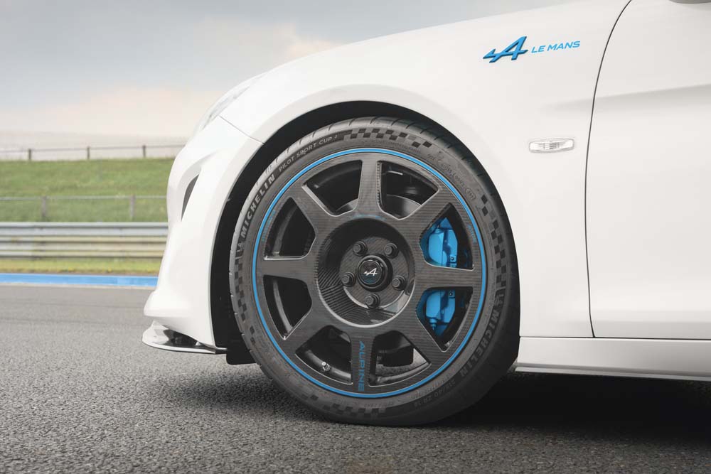 Alpine A110 R Le Mans. Solo 100 unidades y a un precio exclusivo 33 Motor16 Alpine A110 R Le Mans 30 Motor16