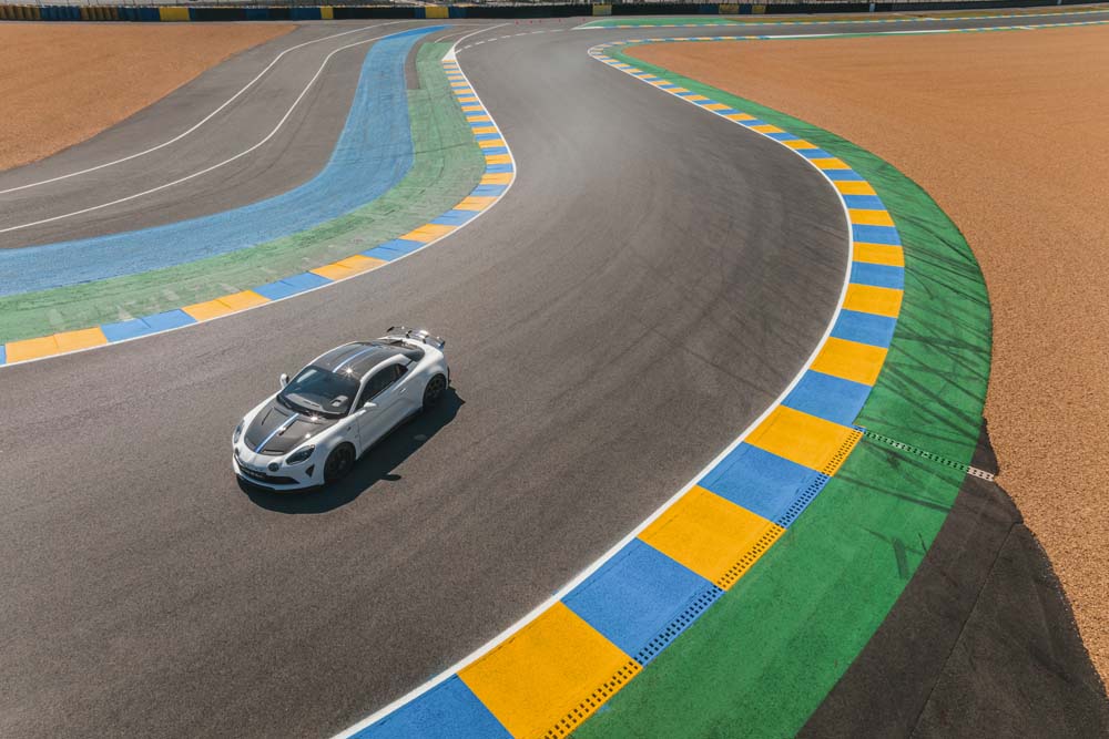 Alpine A110 R Le Mans. Solo 100 unidades y a un precio exclusivo 7 Motor16 Alpine A110 R Le Mans 4 Motor16