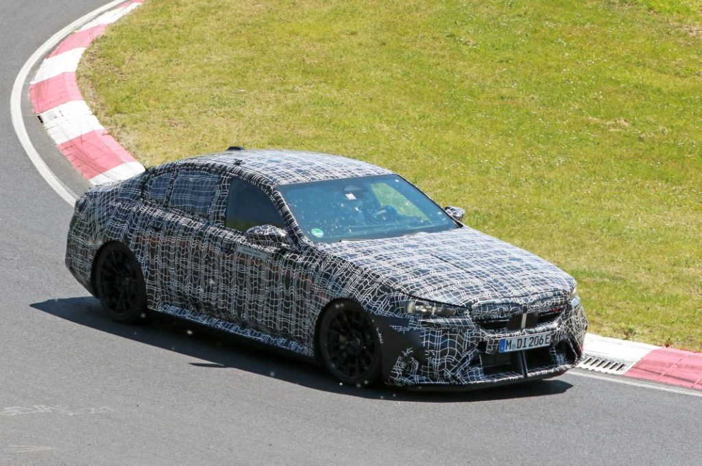 Cazado el nuevo BMW M5, híbrido y más potente que nunca 10 Motor16 BMW M5 G60 hibrido 7 Motor16