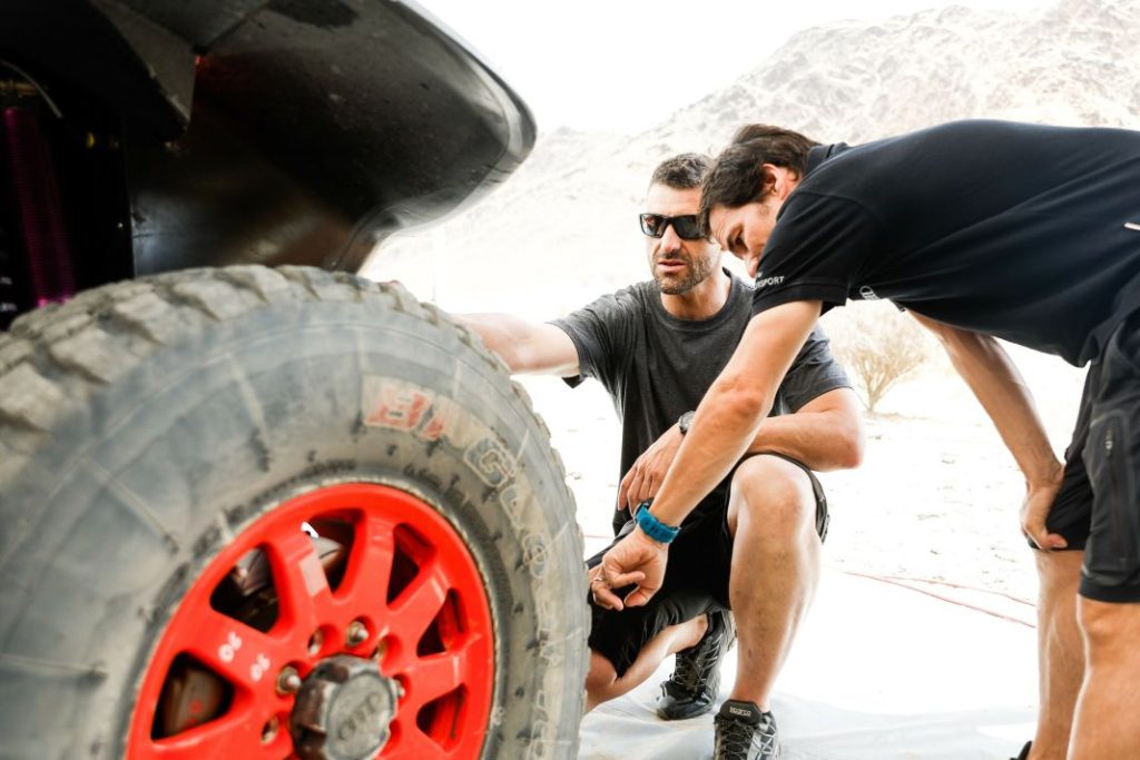 Carlos Sainz vuelve a entrenar cinco meses después de su lesión en el rally Dakar 3 Motor16 Carlos Sainz prueba test Audi RS Q e tron e2 2023 3 Motor16