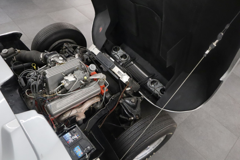 Fiberfab Centurion o el Corvette maldito: Una historia de plagio, cuernos, homicidio y un coche único 15 Motor16 Chevrolet Corvette Fiberfab xp 86 12 Motor16