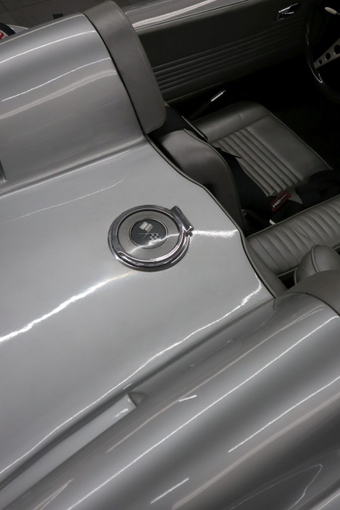 Fiberfab Centurion o el Corvette maldito: Una historia de plagio, cuernos, homicidio y un coche único 11 Motor16 Chevrolet Corvette Fiberfab xp 86 16 Motor16