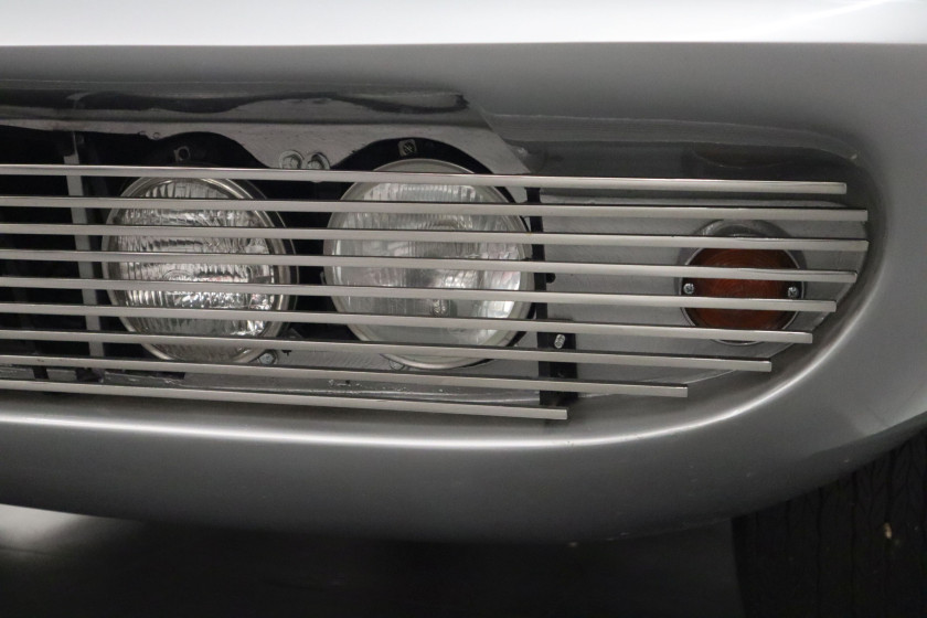 Fiberfab Centurion o el Corvette maldito: Una historia de plagio, cuernos, homicidio y un coche único 7 Motor16 Chevrolet Corvette Fiberfab xp 86 20 Motor16