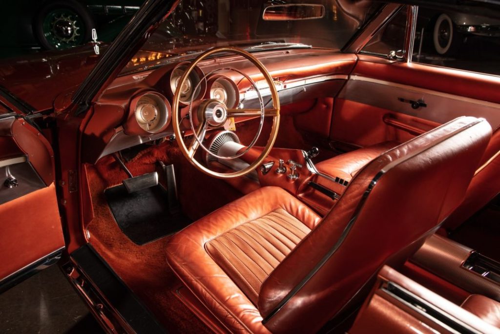 Chrysler Turbine Car interior Motor16