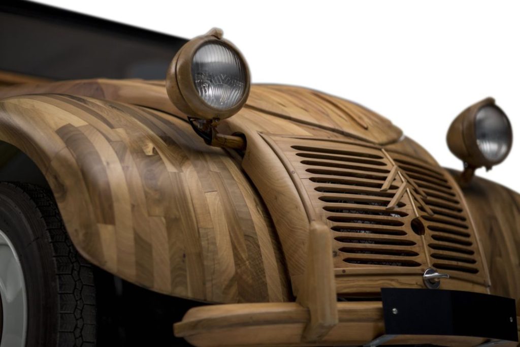 Vendido un Citroën 2CV de madera por el precio de un Porsche 911 GT3 6 Motor16 Citroen 2CV madera 5 Motor16