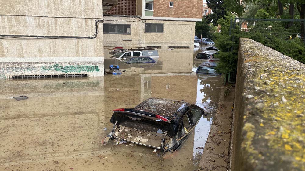 Mi coche está afectado por una DANA. ¿Tengo derecho a una indemnización? 113 Motor16 Coches inundados por las fuertes lluvias.