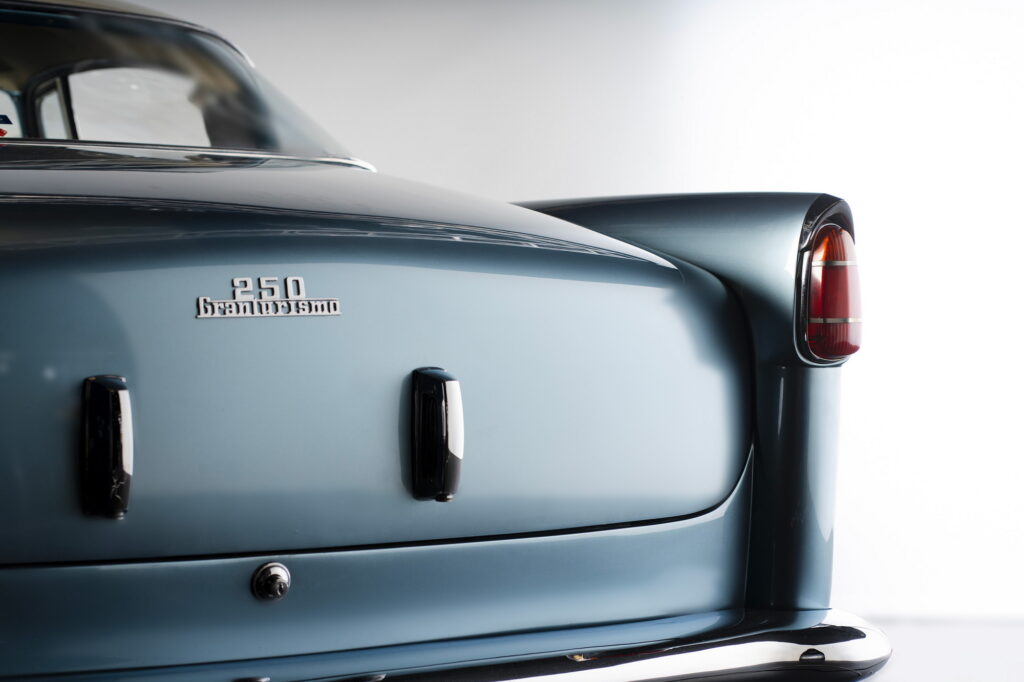 Este Ferrari 250 GT coupé de 1956 es una rarísima “herejía” que sale ahora subasta 3 Motor16 Ferrari 250 GT Boano carroceria aluminio 1956 8 Motor16