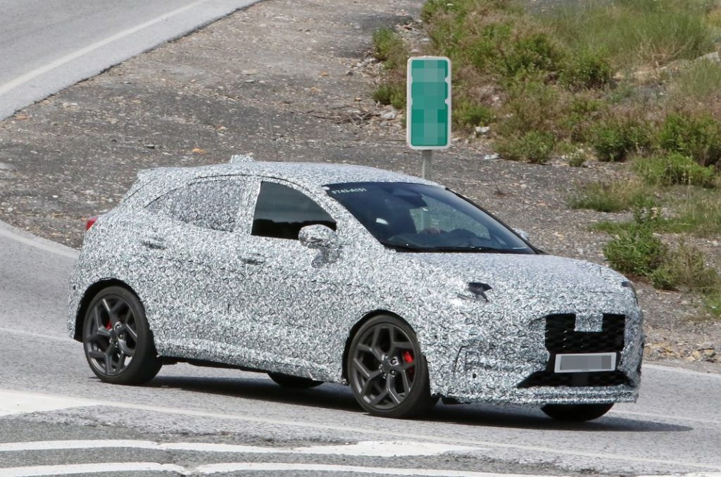 La primera renovación del Ford Puma llegará antes de que acabe 2023 9 Motor16 Ford Puma Facelift 7 Motor16