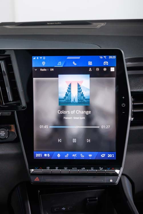 Nuevo Renault Rafale. Primer contacto 52 Motor16 Gris Detalles 3 Motor16