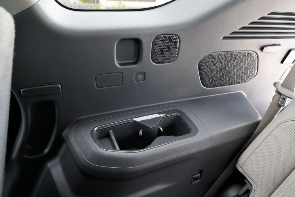 KIA EV9 Baseline Interior hires 11 Motor16