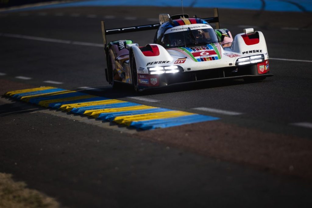 LE MANS PORSCHE 2 Motor16